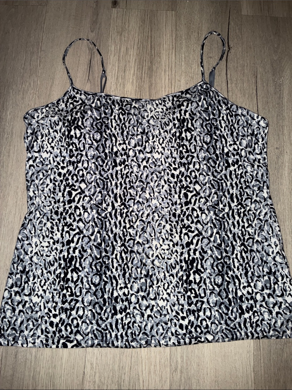 Apt. 9 essentials Gray & Black leopard print camisole